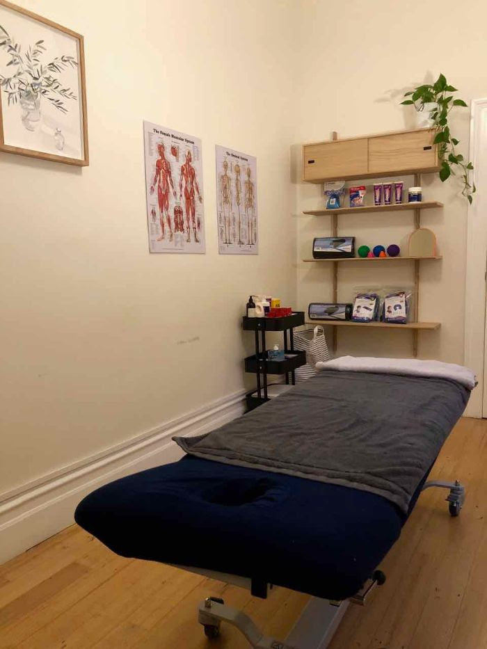 Treatment of clinic for Victoria Sports and Rehabilitation Clinic - Abbotsford Osteopaths | Osteopathy | Osteopath | Osteo